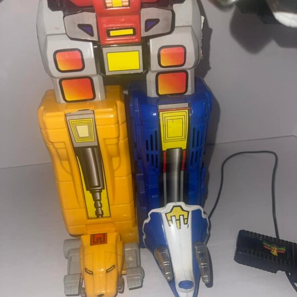 POWER RANGERS BANDAI DINO MEGAZORD 1993 WITH REMOTE CONTROL- non-working- 14" - Picture 2 of 8
